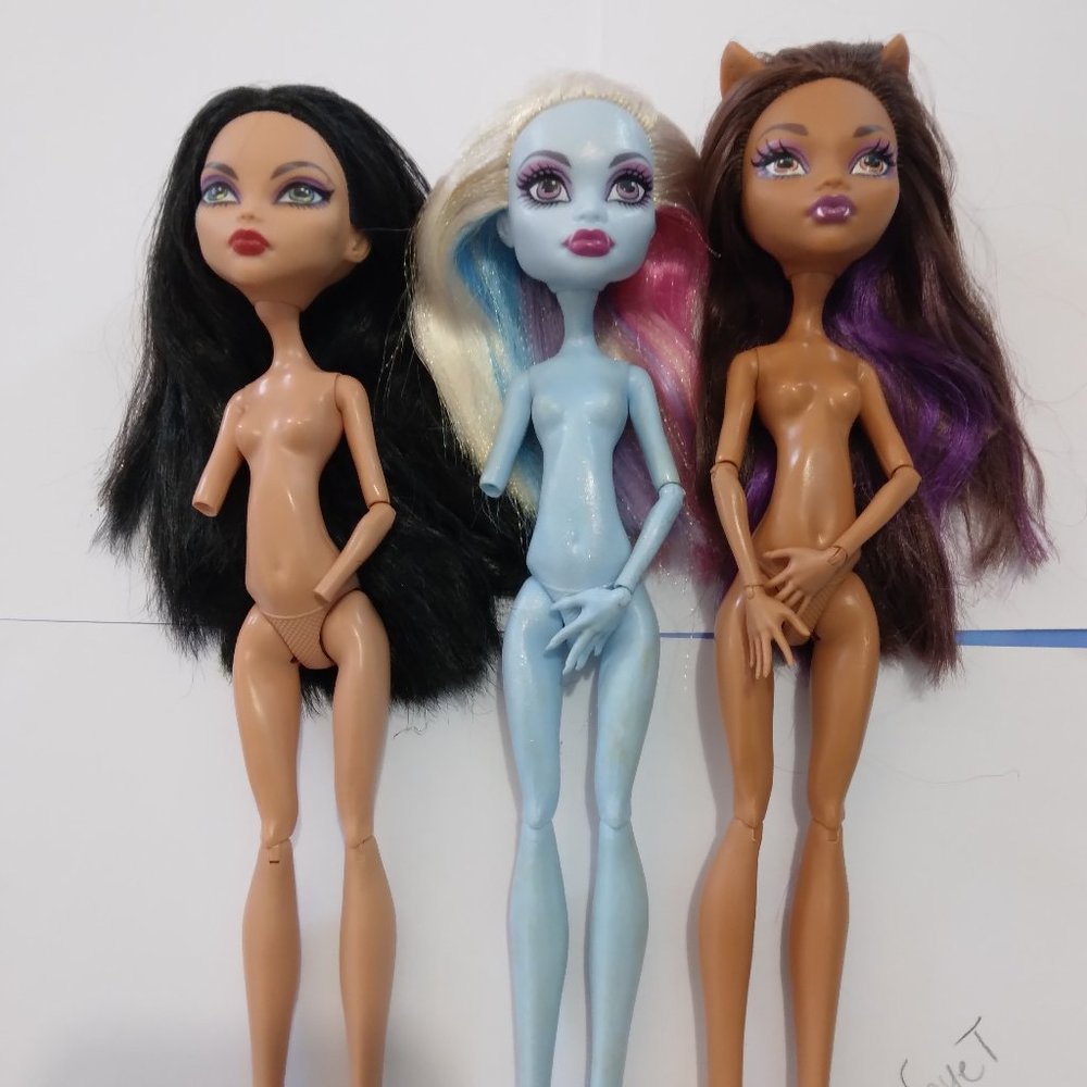 Monster High Dead Tired Clawdeen, Cleo, Abbey